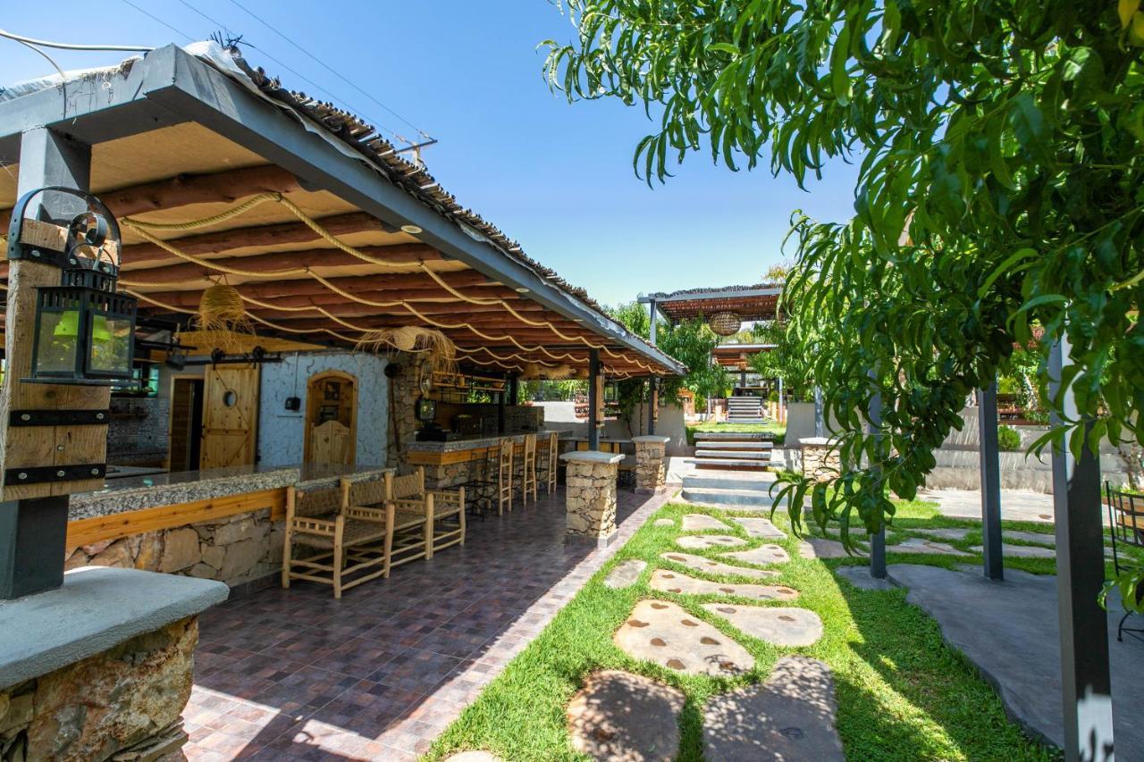 Riad Bella Montana Aïn Cheggag Екстериор снимка