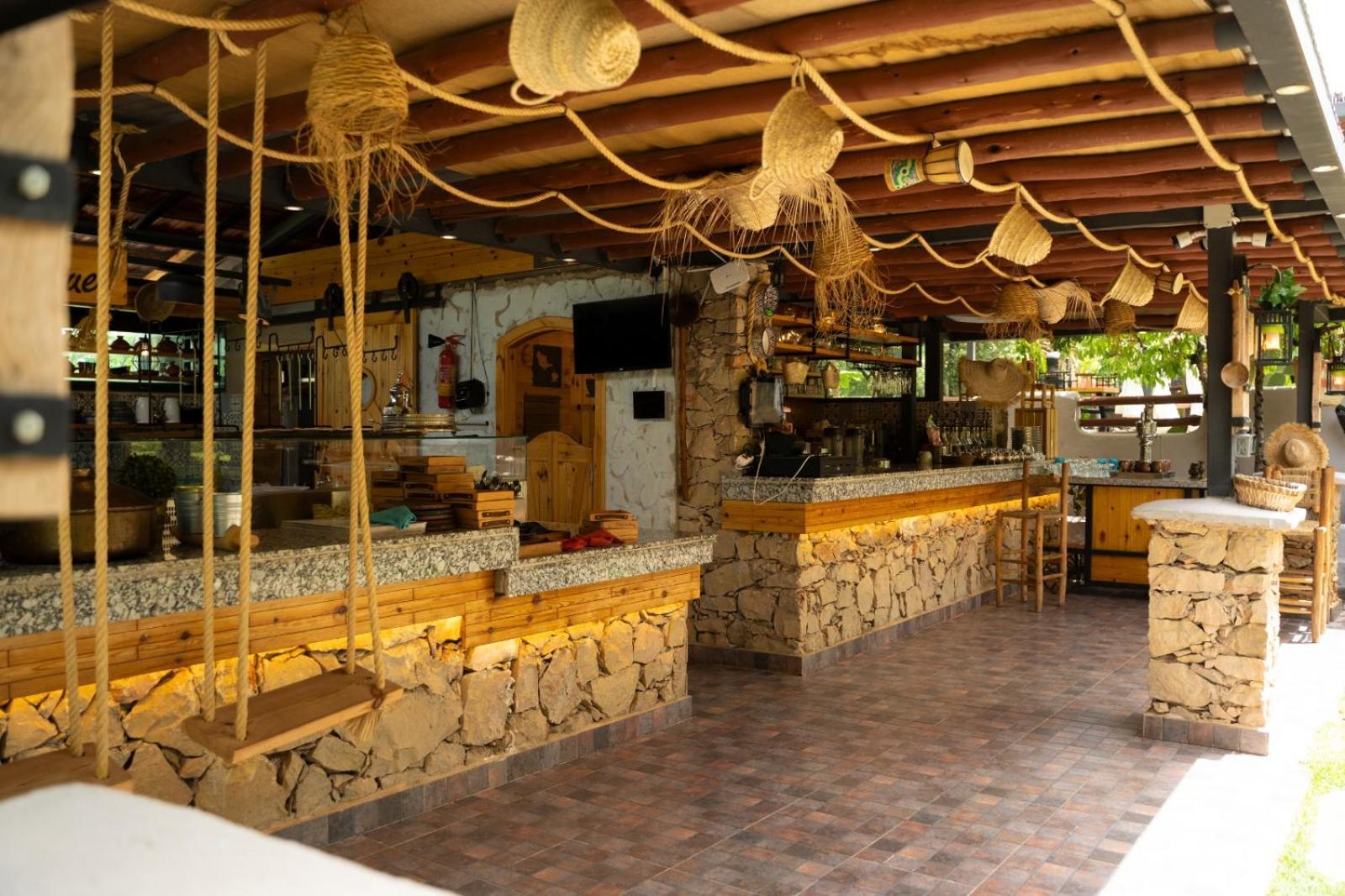 Riad Bella Montana Aïn Cheggag Екстериор снимка